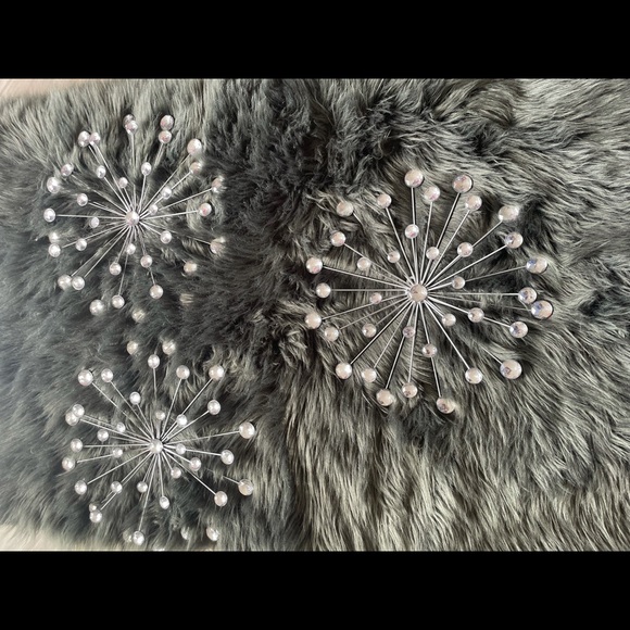 NOT AVAILABLE - Picture 1 of 3